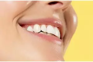 Trik rontokkan karang gigi dan atasi bau mulut tanpa perawatan ke dokter, cuma andalkan 1 sayuran