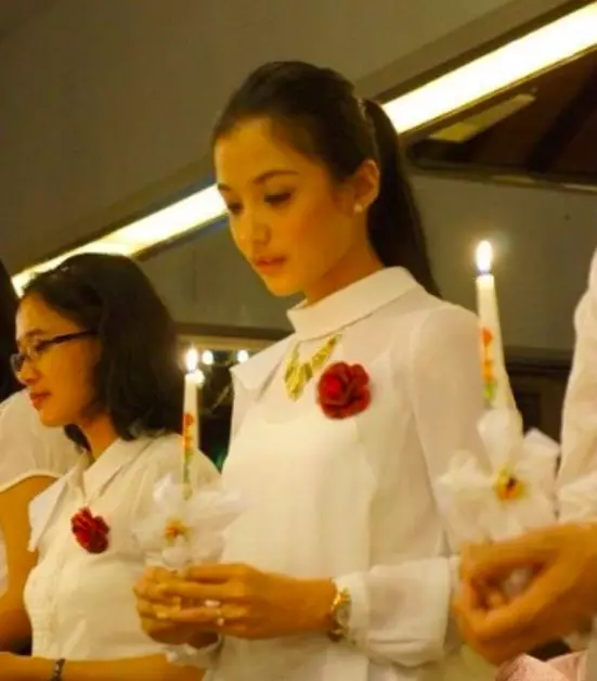 5 Seleb ini jalani proses pembaptisan jelang pernikahan © 2024 brilio.net