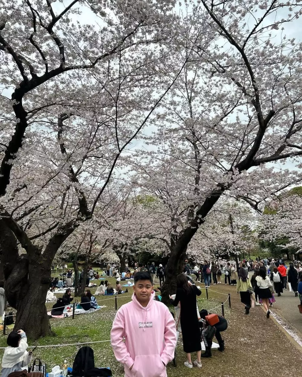 Siapa Jhony Saputra jadi komisaris di usia muda © 2024 brilio.net Siapa Jhony Saputra jadi komisaris di usia muda © 2024 brilio.net