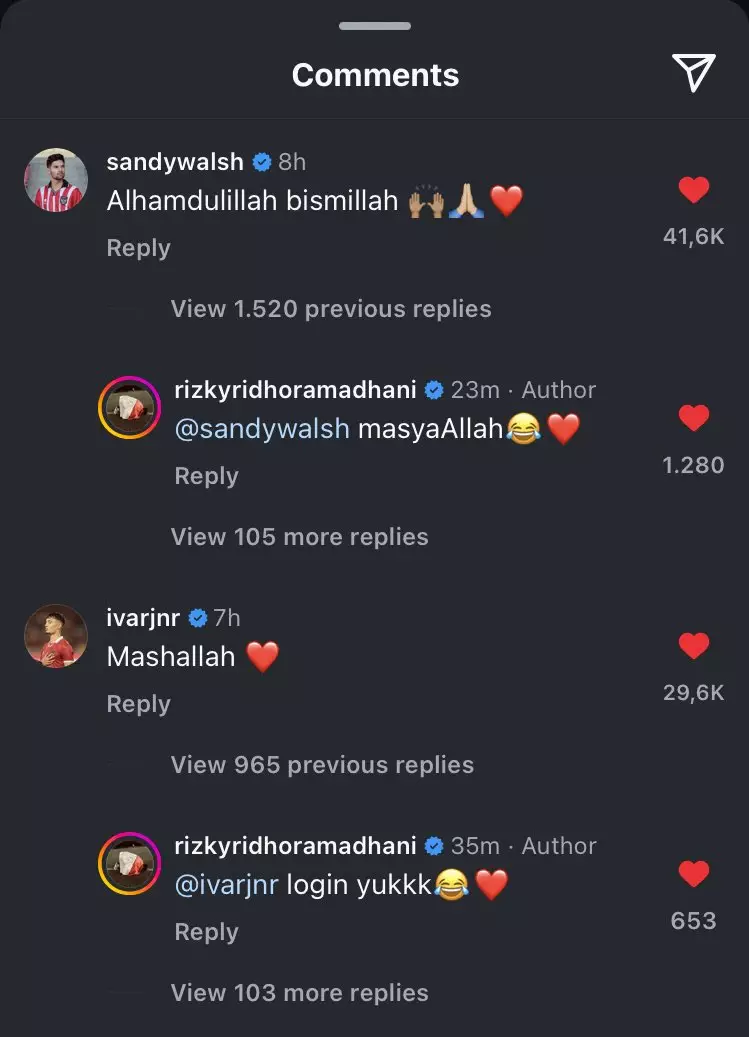 Rizky Ridho bek Timnas Indonesia & Sendy Aulia © 2024 berbagai sumber Rizky Ridho bek Timnas Indonesia & Sendy Aulia © 2024 berbagai sumber