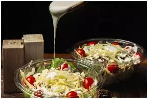 7 Dressing salad sayur rendah kalori, lezat dan serba praktis
