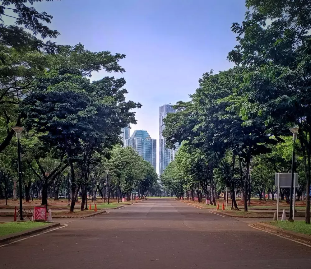 Fenomena langit biru di Jakarta © 2024 X