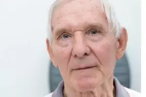 Trik bikin kulit kendur penuh keriput, ampuh kembali muda cuma pakai 1 ampas daun