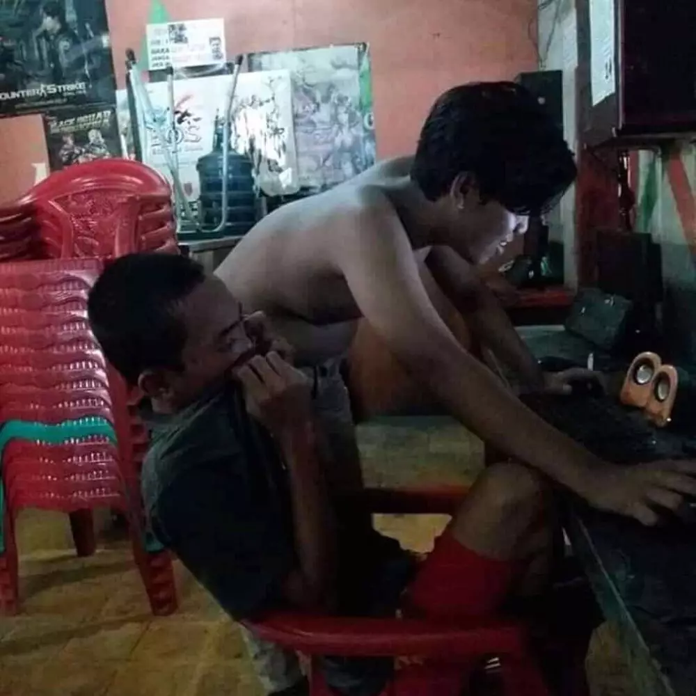 momen merepotkan orang lain © 2021 berbagai sumber