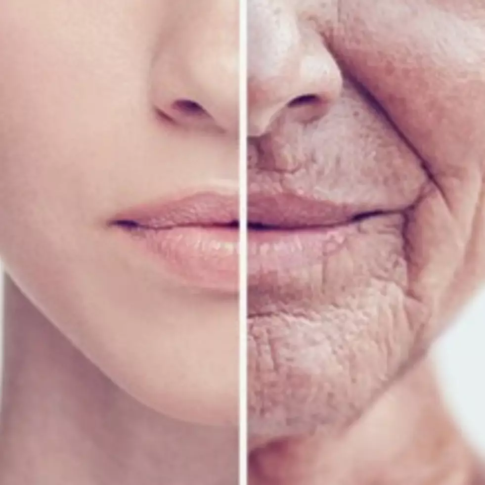 Cara bikin kulit penuh kerutan tanpa sleeping mask, langsung kenyal cuma andalkan 1 ekstrak daun