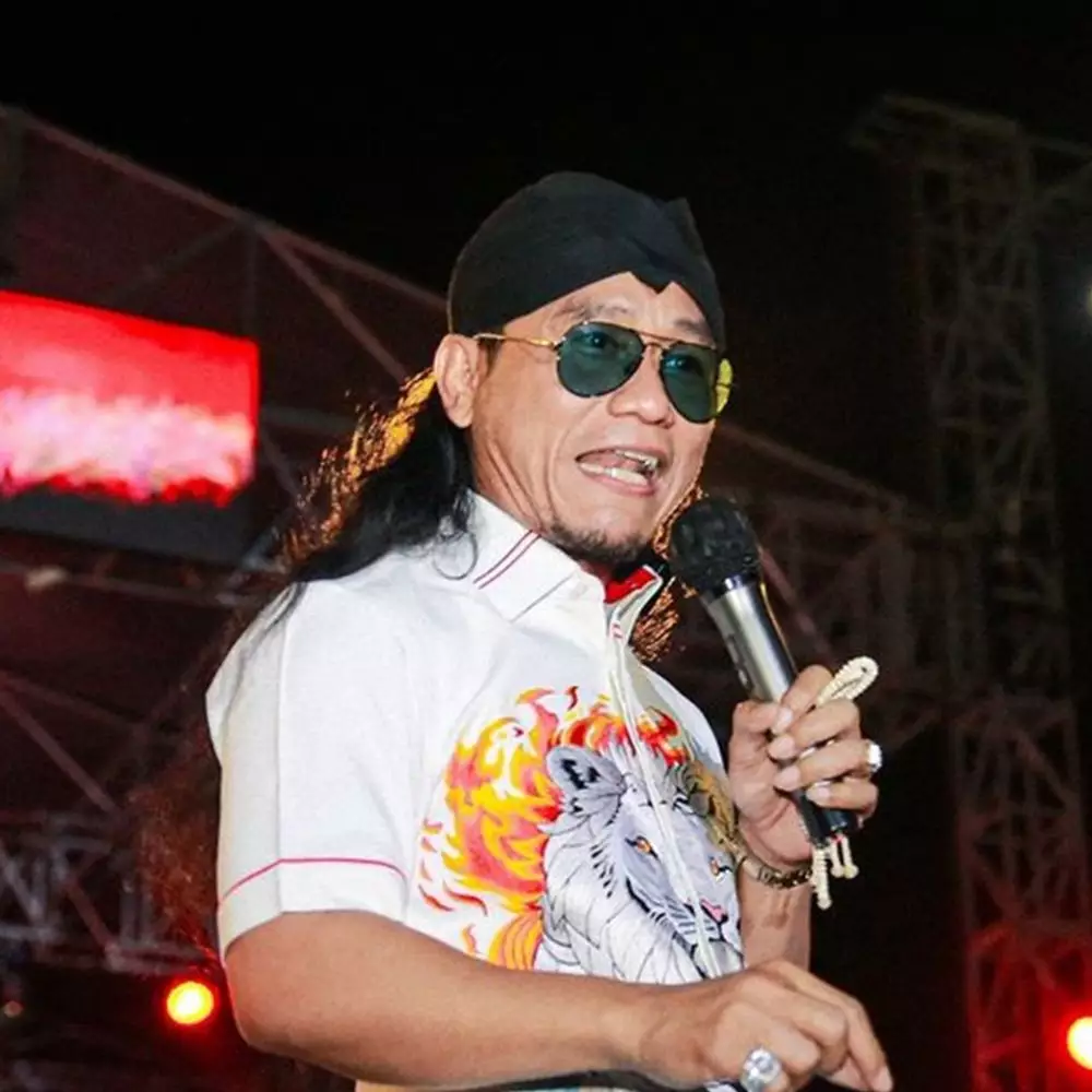 Perdana Menteri Malaysia komentari aksi Gus Miftah merendahkan pedagang es teh, singgung soal akhlak © 2024 brilio.net