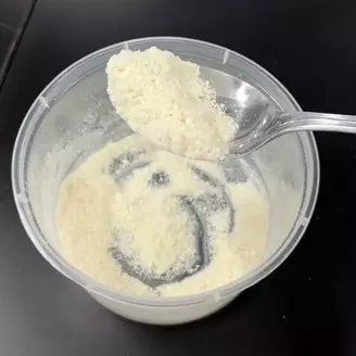 Konten kreator ini bereksperimen membuat susu dari ikan lele, rasanya bikin penasaran