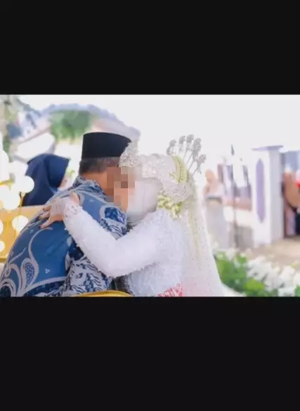 Kisah pilu pengantin wanita meninggal usai ijab qobul © 2024 brilio.net  Kisah pilu pengantin wanita meninggal usai ijab qobul © 2024 brilio.net