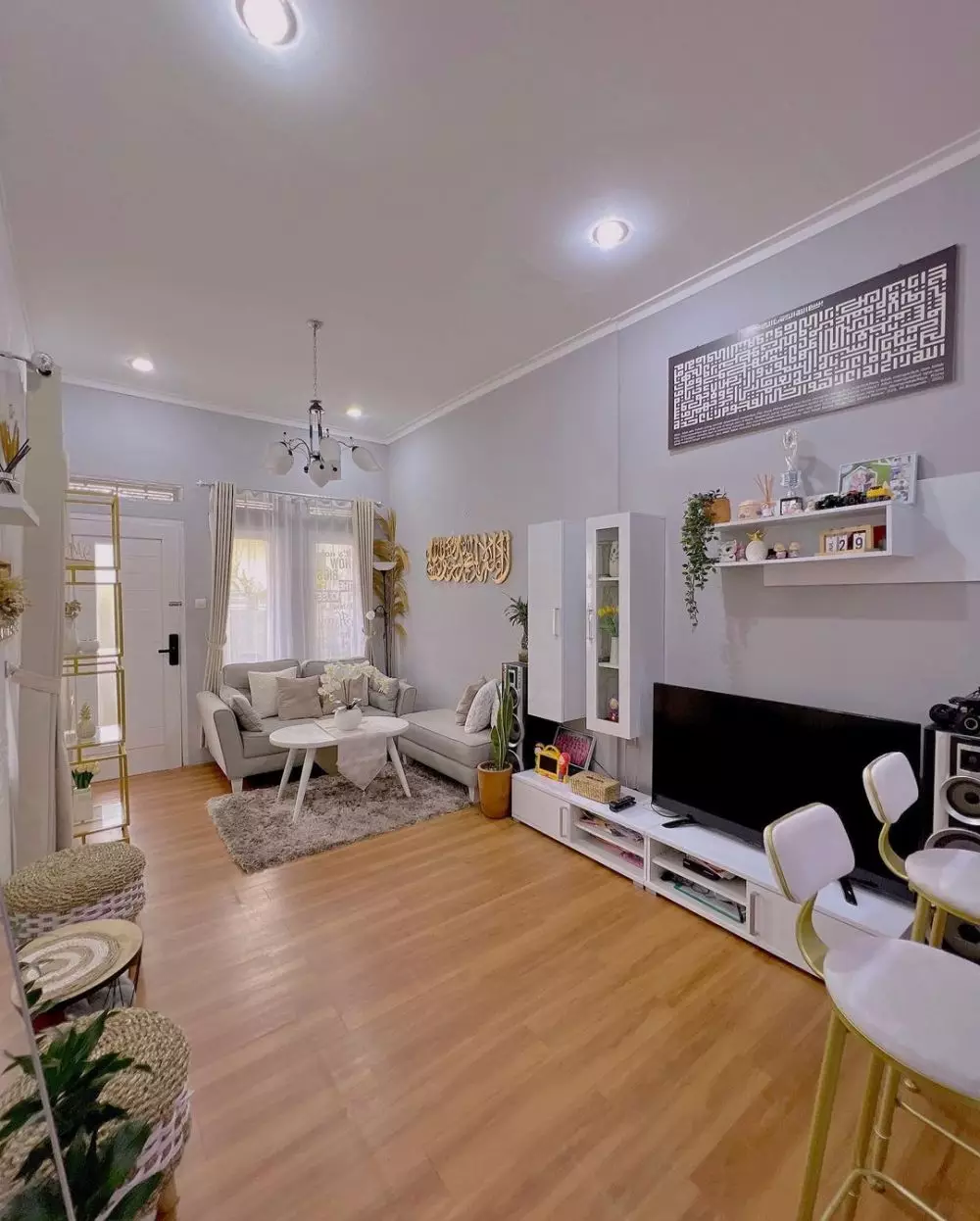 rumah pendek teras cantik © Instagram