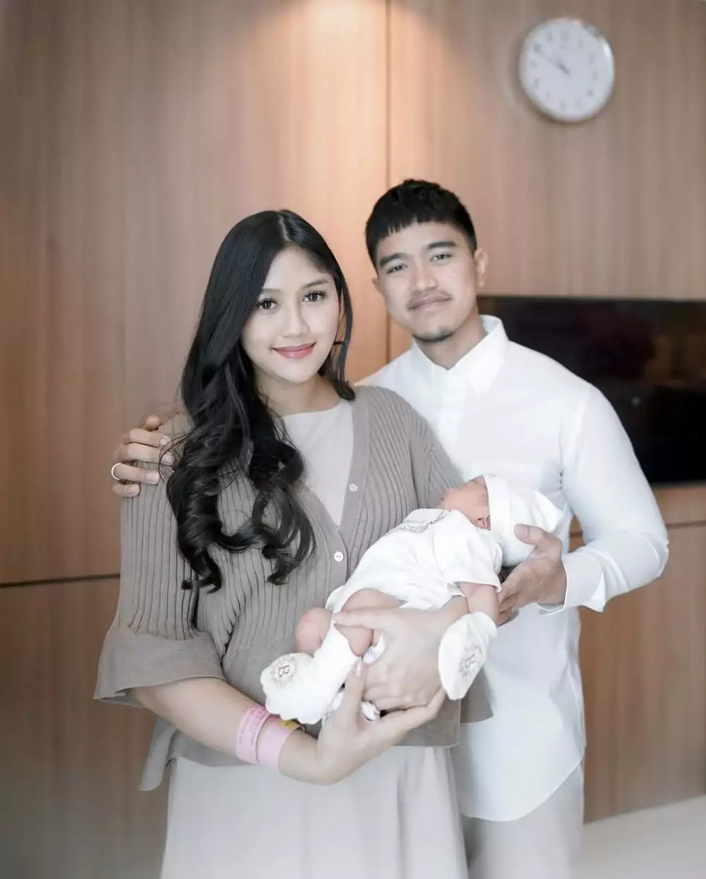 foto pertama keluarga erina gudono dan kaesang © 2024 brilio.net