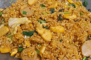 Masak apa hari ini? 11 Masakan dengan campuran bakso ikan yang praktis dibuat dan lezat disantap