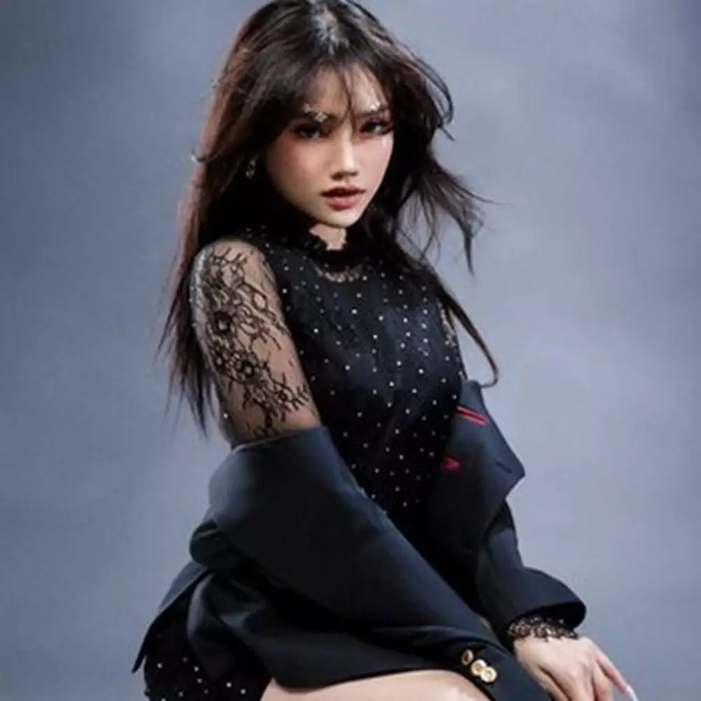 Momen Fuji nge-vape viral di media sosial, Haji Faisal khawatir pada lingkungan pertemanan sang anak