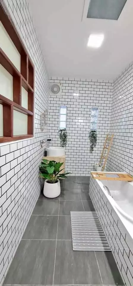 makeover kamar mandi angker © Facebook makeover kamar mandi angker © Facebook