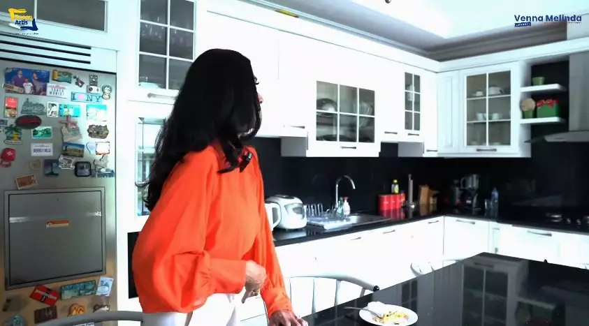 hunian Diah Permatasari serba putih © berbagai sumber hunian Diah Permatasari serba putih © berbagai sumber