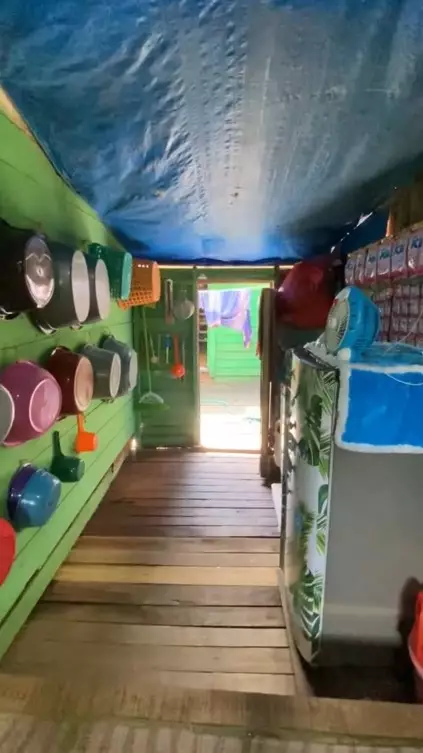 rumah kayu ini colorful sedap dipandang © TikTok rumah kayu ini colorful sedap dipandang © TikTok