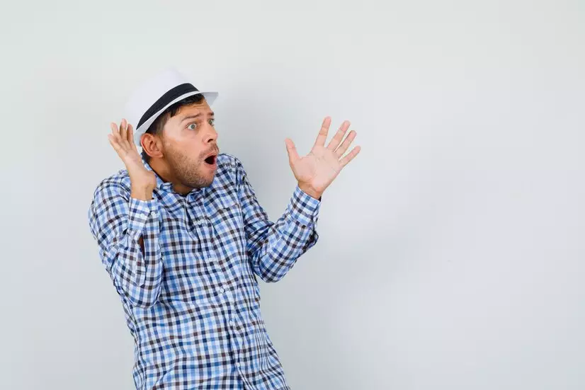 arti melihat anjing hitam di malam hari © 2024 freepik.com