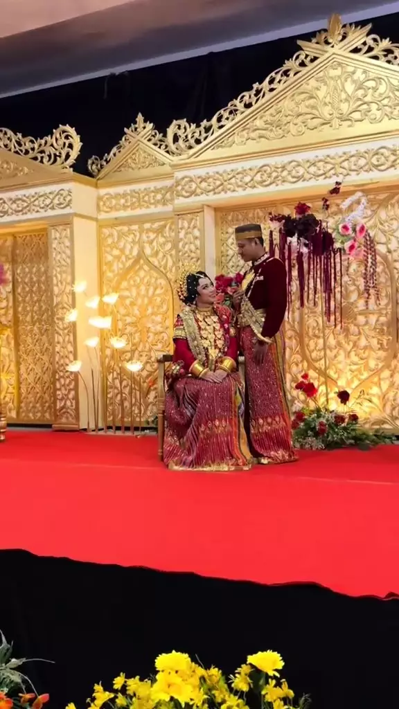 momen mempelai pria buru-buru ikut tes SKB CPNS © 2024 TikTok