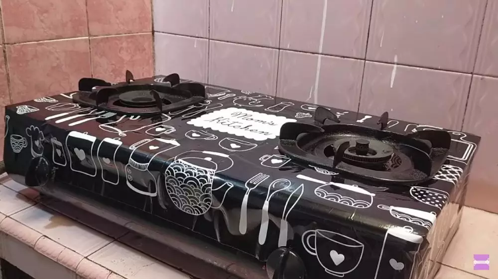 kamar mama mertua tampak kumuh © YouTube/Intania Sudrajat