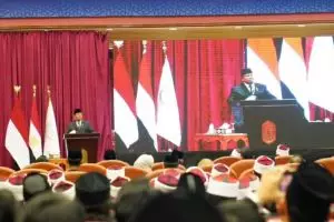Prabowo Subianto sebut ada profesor tak setuju makan bergizi gratis, punya otak tapi tak punya hati