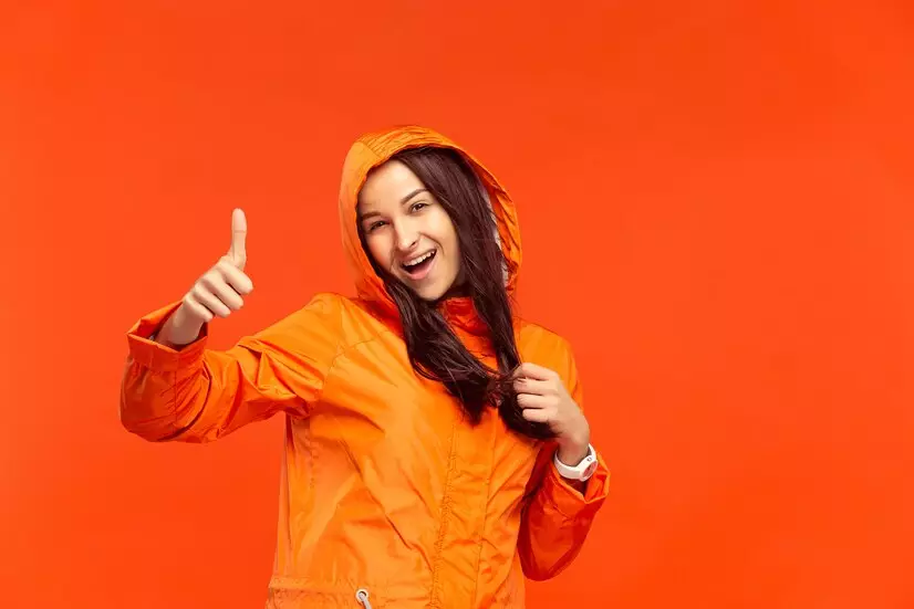 Arti mengayunkan sapu di depan pintu © 2024 freepik.com Arti mengayunkan sapu di depan pintu © 2024 freepik.com