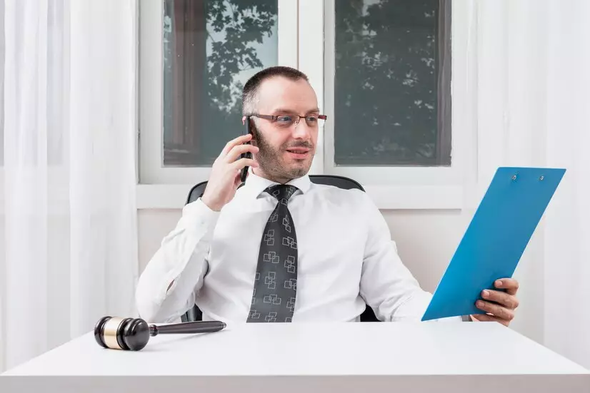 Hukuman menteri yang terlibat korupsi © 2024 freepik.com