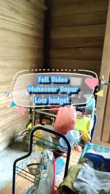 makeover dapur kayu sendiri © TikTok