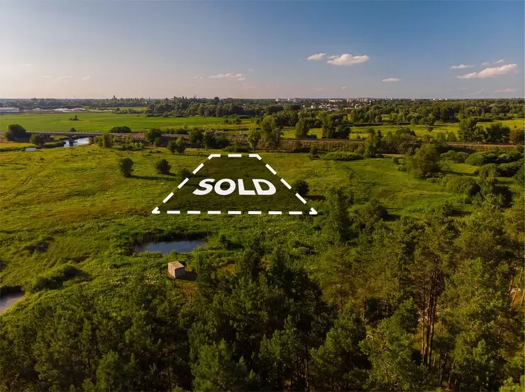 bisakah WNA menguasai tanah dengan status hak milik © 2024 freepik.com