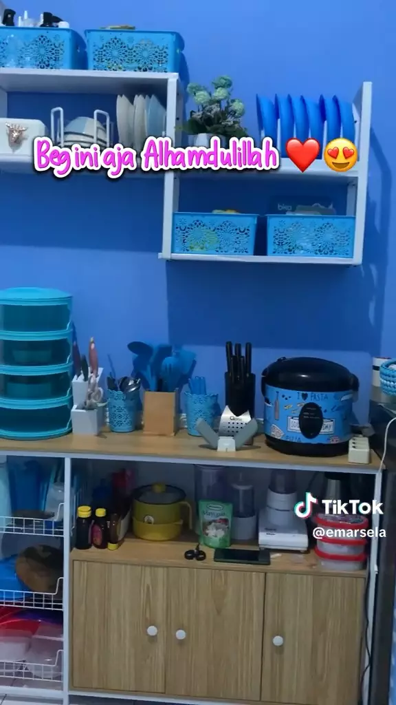 makeover dapur serba biru © TikTok makeover dapur serba biru © TikTok