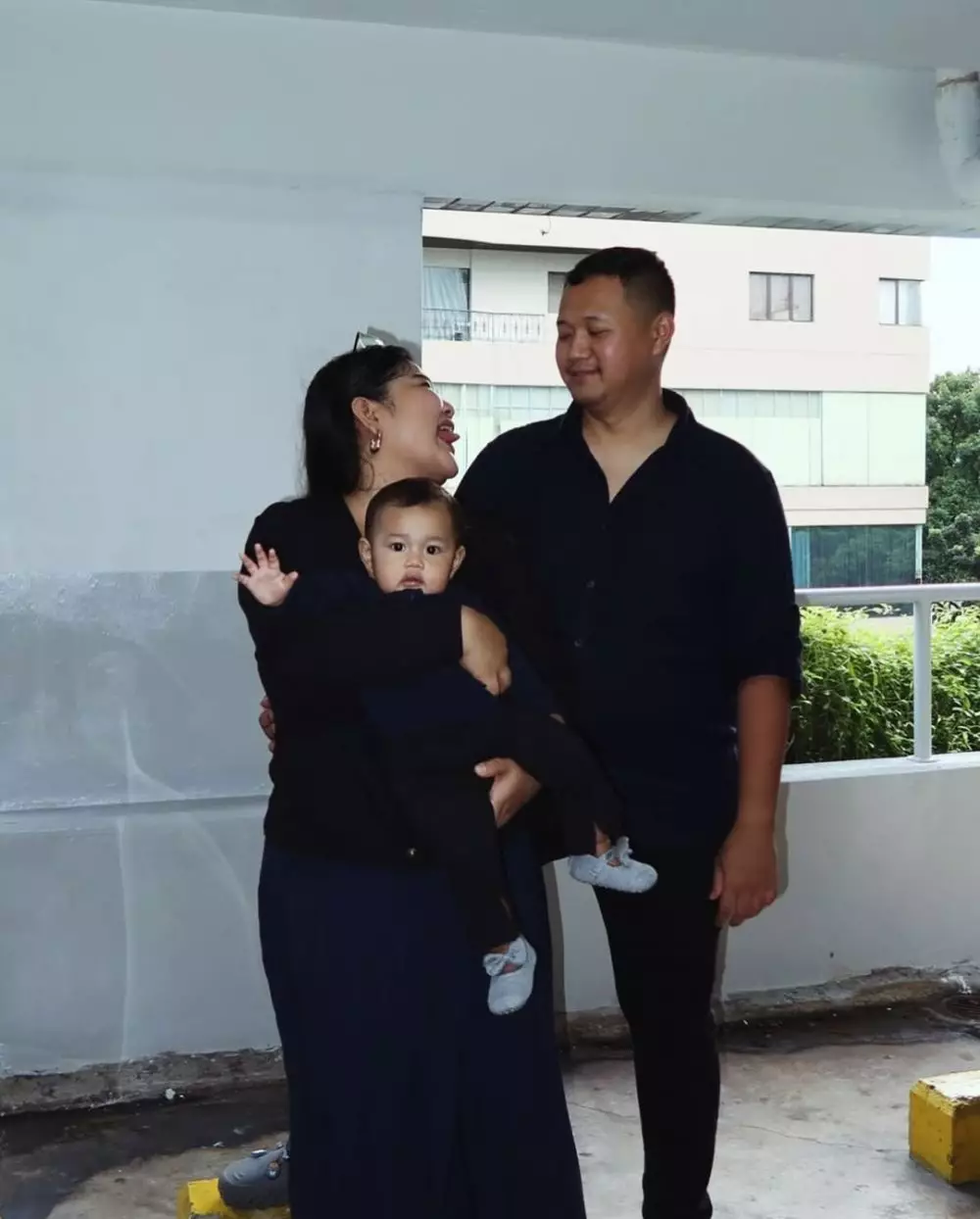 rosa meldianti keponakan dewi perssik sekarang © 2024 Instagram