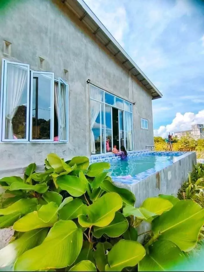 rumah kotak belum jadi mewah bak villa © Facebook/Filipino House Design rumah kotak belum jadi mewah bak villa © Facebook/Filipino House Design