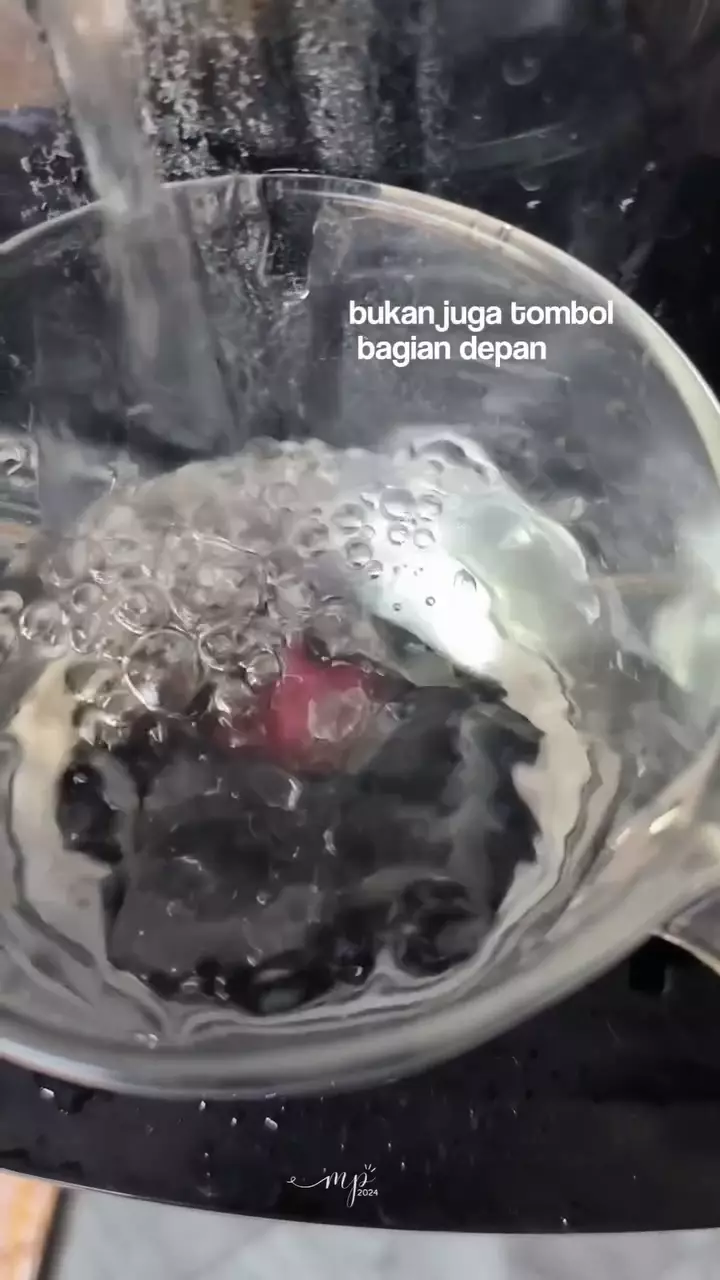 cara mudah bersihkan tangki dispenser © Instagram