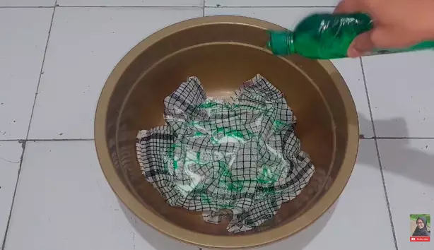 cara bersihkan lap dapur bebas tengik © 2023 brilio.net