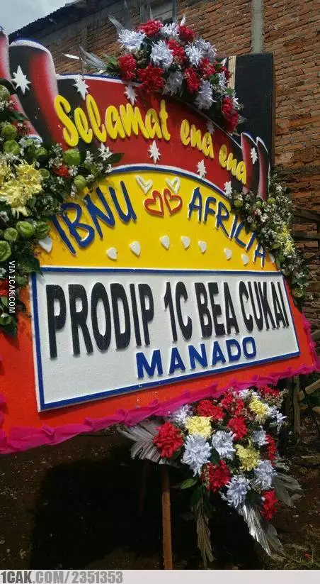 karangan bunga kocak © berbagai sumber