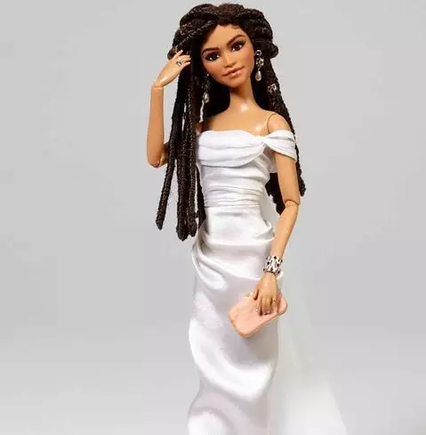 potret seleb diabadikan dalam bentuk boneka barbie © berbagai sumber