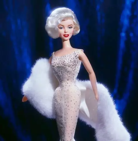 potret seleb diabadikan dalam bentuk boneka barbie © berbagai sumber