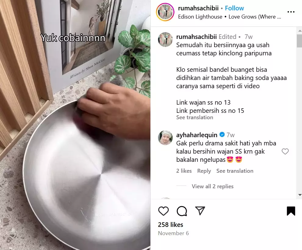 cara hilangkan kerak makanan mengering di wajan © Instagram