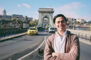 Surya Sahetapy dapat perlakuan diskriminatif, pesanan dibatalkan driver ojek dengan alasan cacat