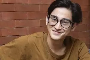 Nggak banyak tahu, deretan selebriti top Indonesia ini ternyata lahir pada 1 Januari