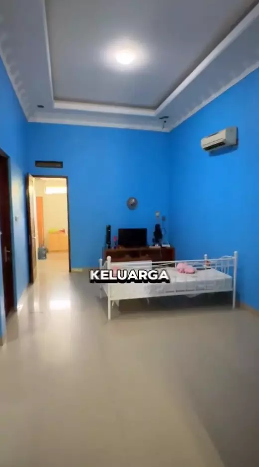 potret dapur Pak Tarno penuh perkakas © TikTok