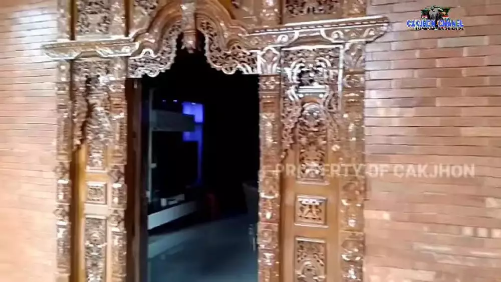 rumah happy asmara garasi mobil mewah © 2025 YouTube rumah happy asmara garasi mobil mewah © 2025 YouTube