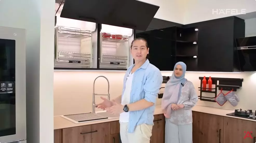 potret dapur roger danuarta © YouTube