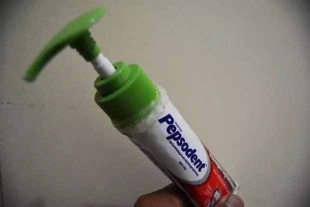 Potret kocak lifehack manfaatkan barang bekas Berbagai sumber Potret kocak lifehack manfaatkan barang bekas Berbagai sumber