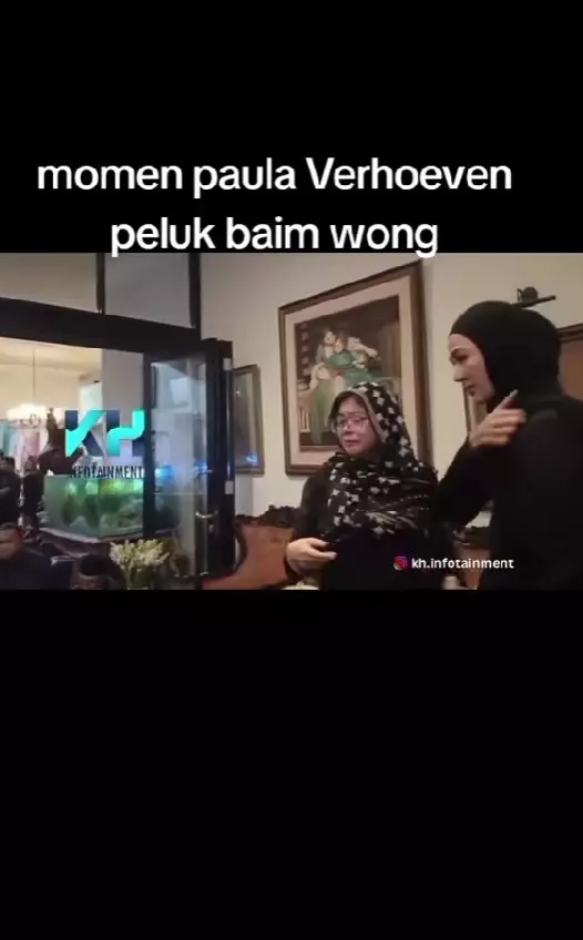 momen Paula Verhoeven peluk Baim Wong © TikTok momen Paula Verhoeven peluk Baim Wong © TikTok