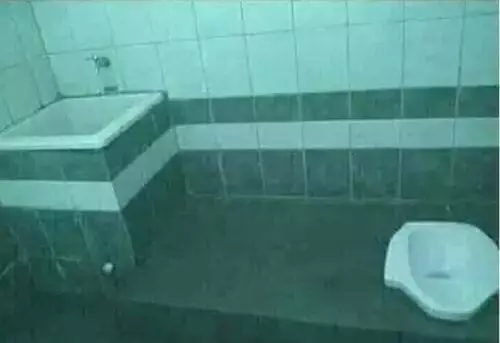 potret kocak toilet ini desainnya malah bikin meringis Berbagai sumber potret kocak toilet ini desainnya malah bikin meringis Berbagai sumber