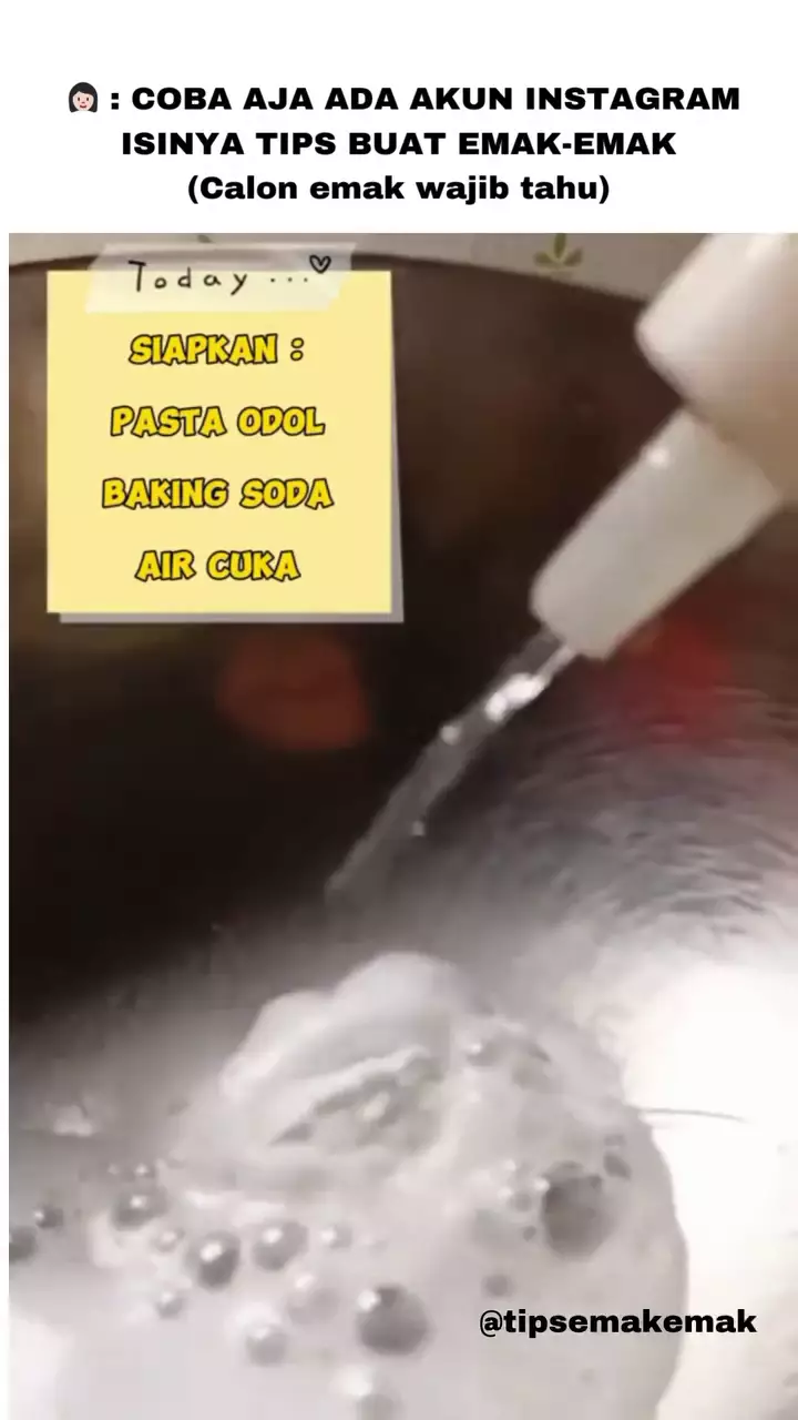 cara bersihkan noda gosong di wajan jadul © Instagram