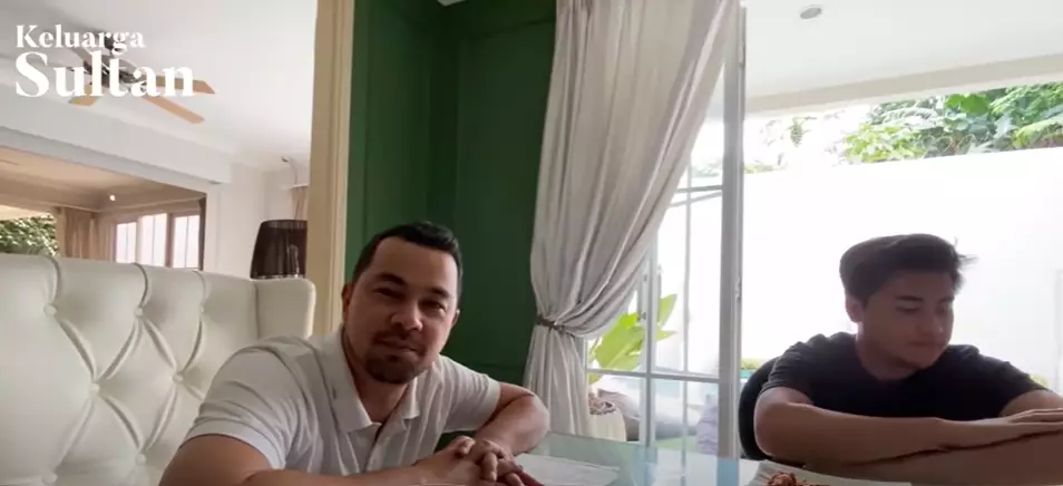 potret dapur rumah Annisa Trihapsari © 2024 brilio.net