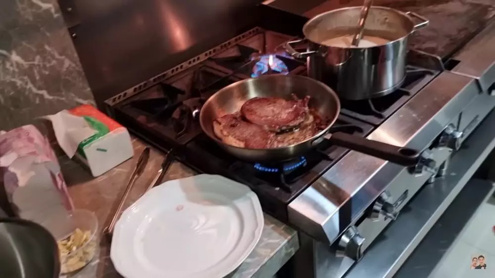 dapur rumah erick thohir © 2024 brilio.net dapur rumah erick thohir © 2024 brilio.net