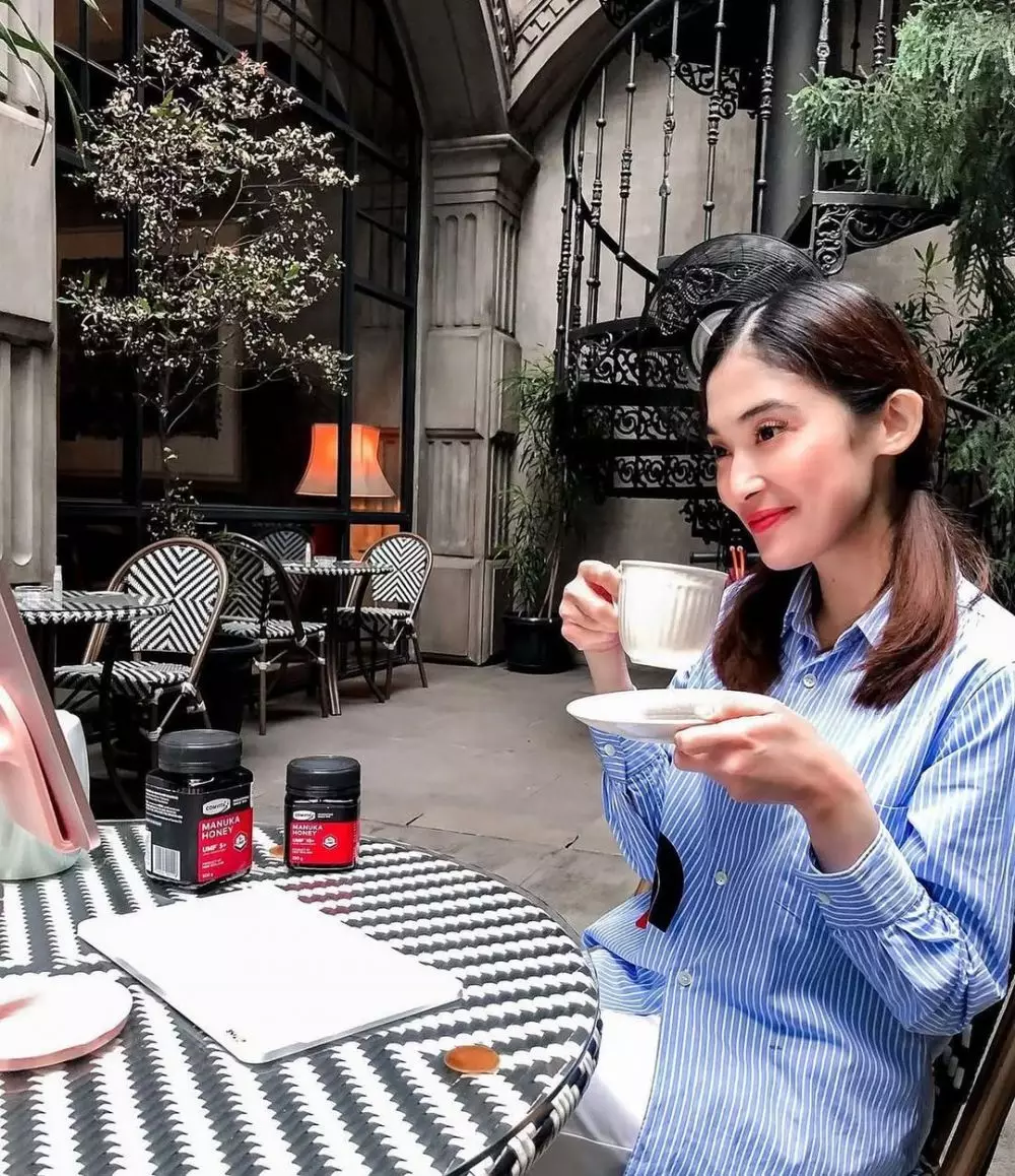 fakta kartika dewi adik sandra dewi © 2025 Instagram