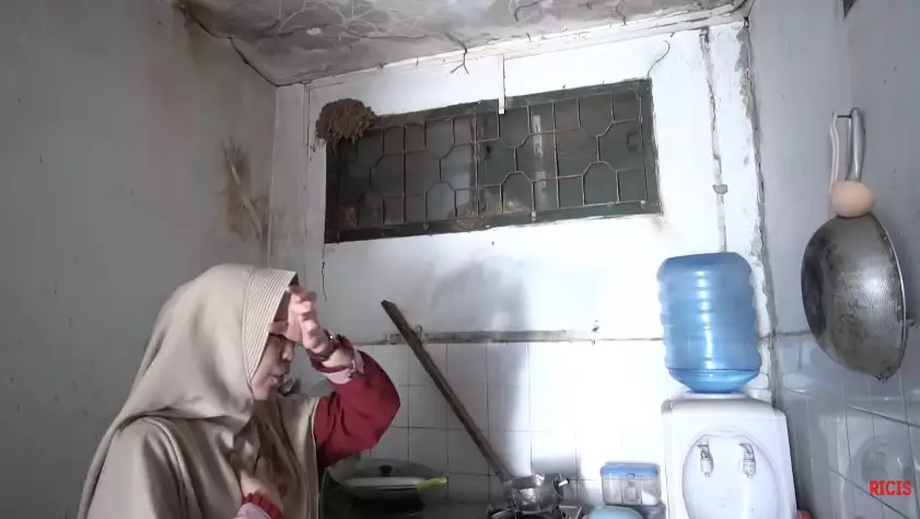 potret lawas dapurnya Ria Ricis tak terawat © YouTube