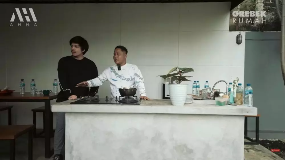 dapur outdoor narji di rumah mewah © 2025 YouTube dapur outdoor narji di rumah mewah © 2025 YouTube